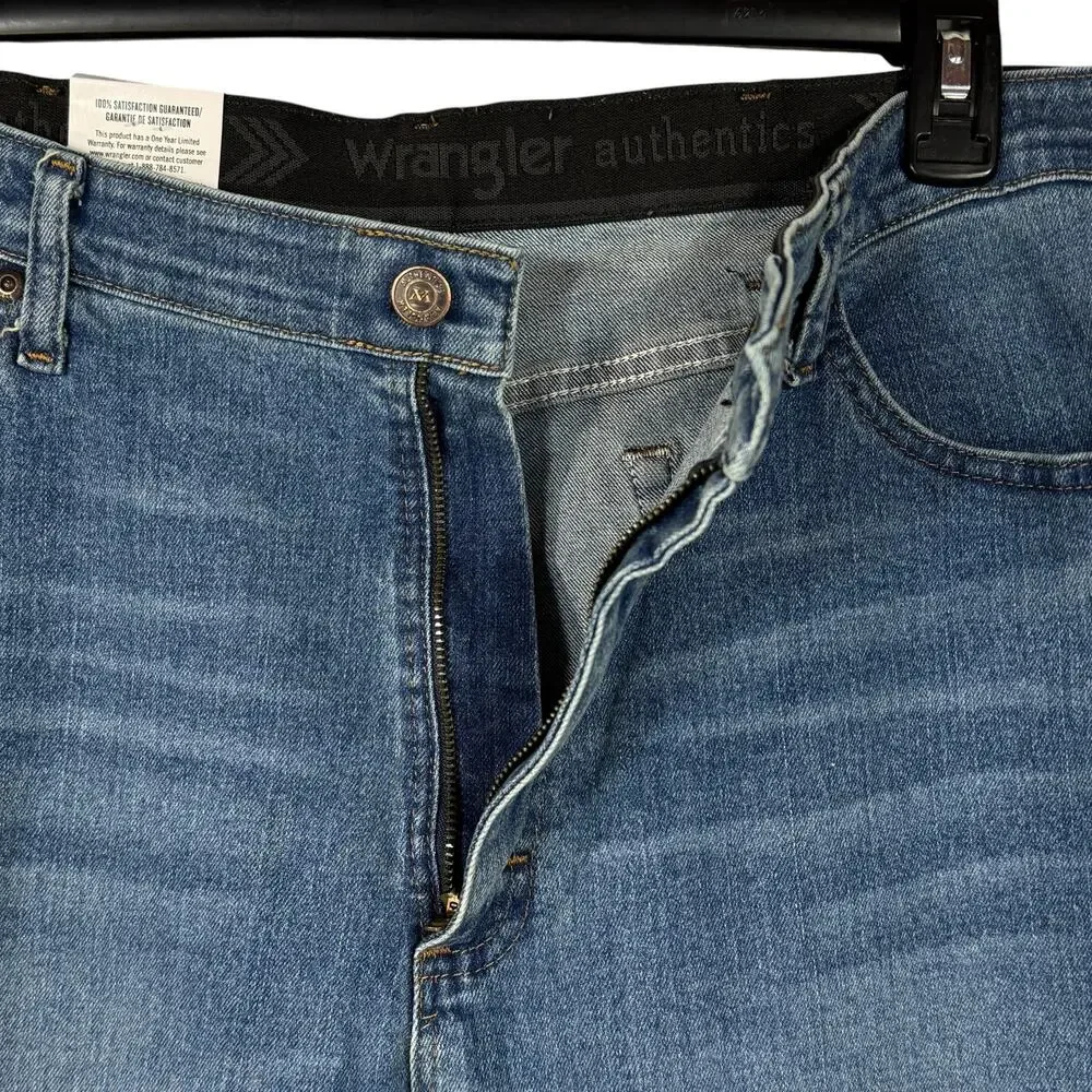 Wrangler 38x29 Mens Jeans Straight Leg Stretch Zip-Fly Pockets Medium Wash Blue